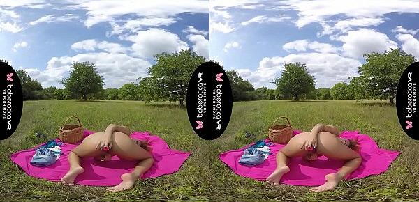  Solo Ornela Morgan is masturbating in the nature, in VR